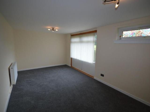 House for rent in Tanshall, Leslie