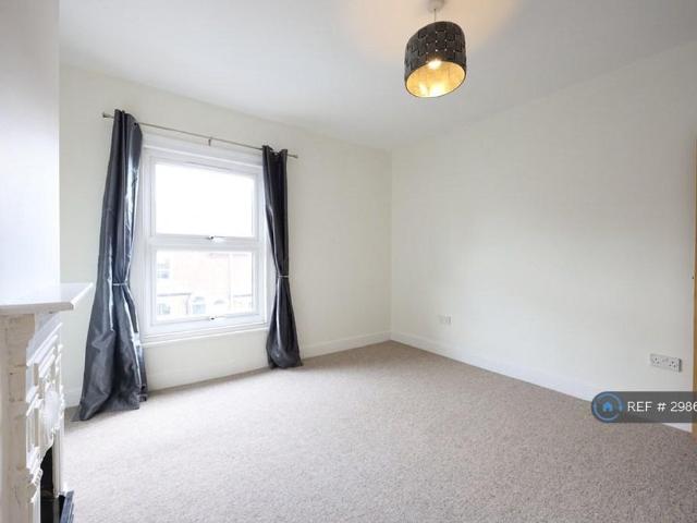 House for rent in New Catton, East Bank