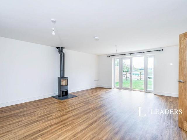 House for rent in Aldingbourne, Clapham