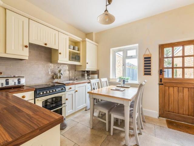 House for rent in Clewer Village, Windsor
