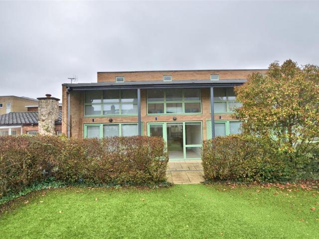 House for rent in Barnwell, Arbury