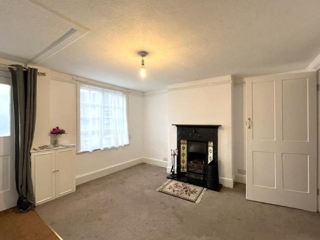 House for rent in Alderminster, Warwickshire