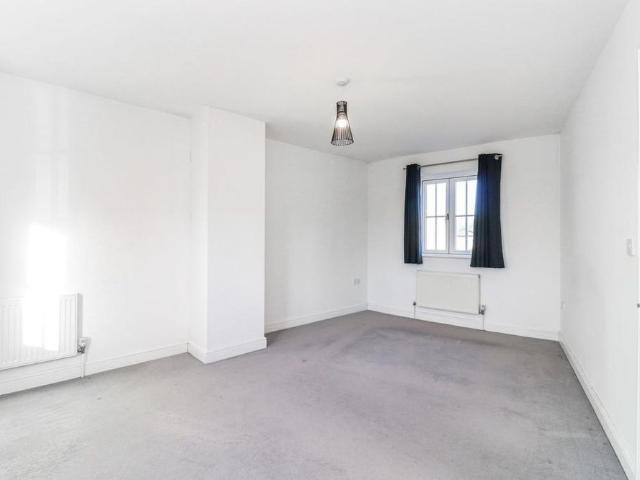 House for rent in Pouchen End, Hertfordshire