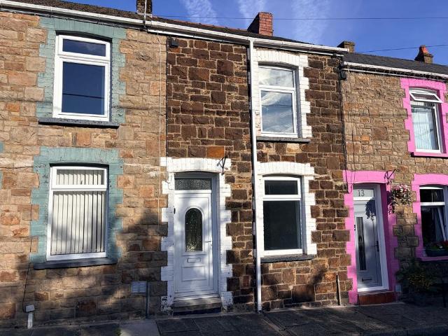 House for rent in Cwm, Waun-lwyd