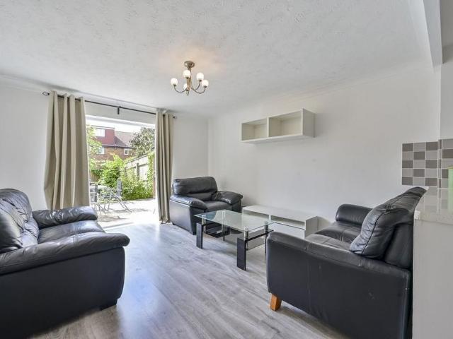 House for rent in London Borough of Merton, Greater London