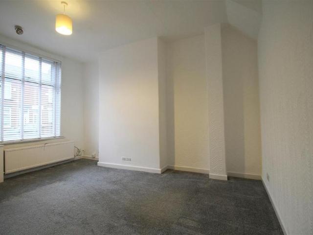 House for rent in Guide Bridge, Greenheys