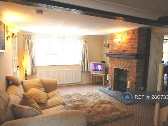 House for rent in Pouchen End, Hertfordshire