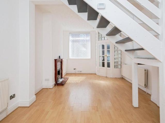 House for rent in Georgia, Greater Manchester