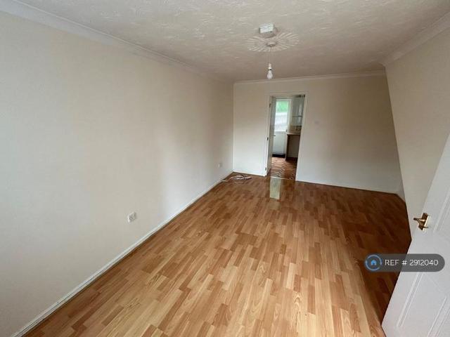 House for rent in Blaenhonddan, Neath Abbey