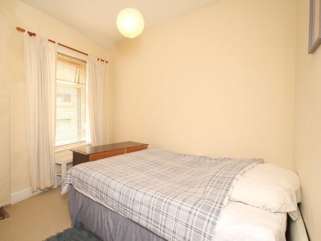 House for rent in Shaw Lane, Guiseley