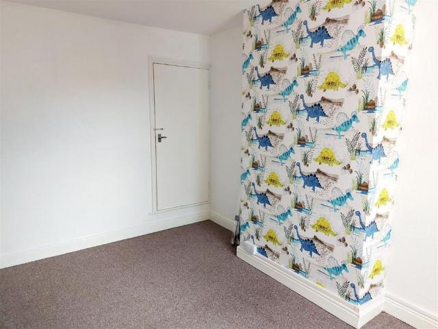 House for rent in Huthwaite, East Midlands