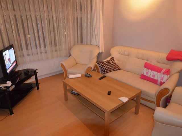 House for rent in London Borough of Enfield, Greater London