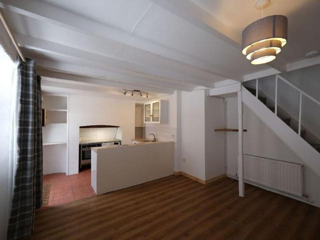 House for rent in Helston, Cornwall