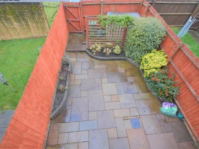 House for rent in Bryncae, Wales
