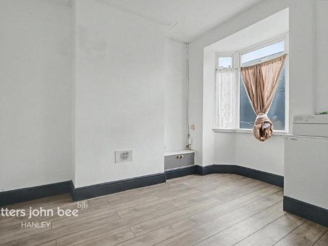 House for rent in Stoke, Stoke-on-Trent
