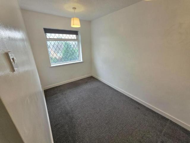 House for rent in Burnedge, Greater Manchester