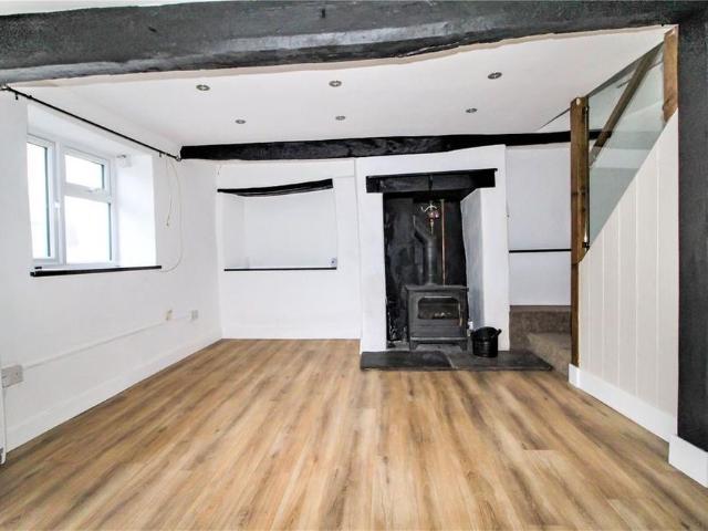House for rent in Brandis Corner, Devon