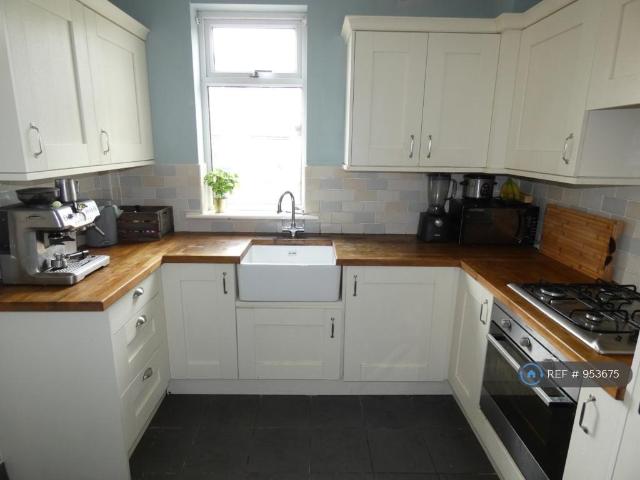 House for rent in Gorse Hill, Trafford Park