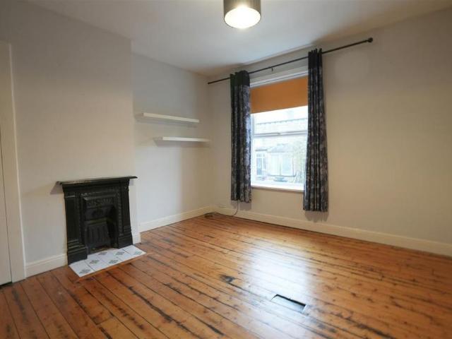 House for rent in Salterhebble, West Yorkshire