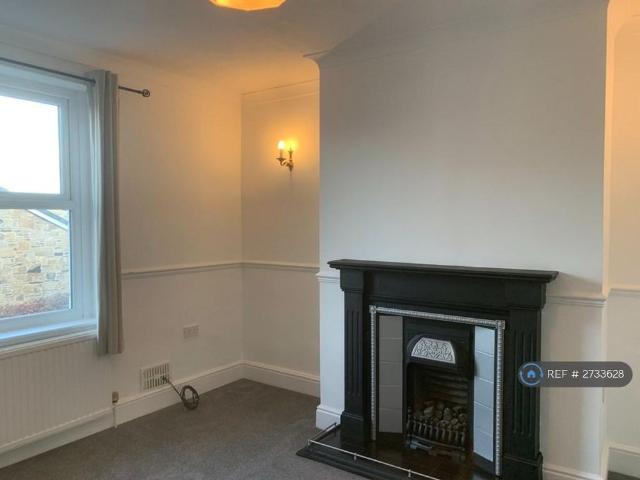 House for rent in Clayton West, West Yorkshire