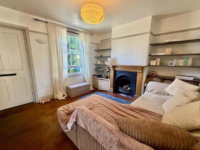 House for rent in Arundel, Clapham