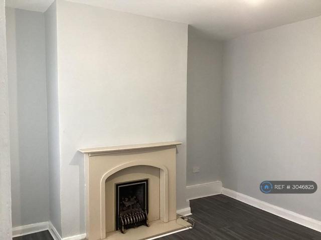 House for rent in Hooley Brow, Burnedge