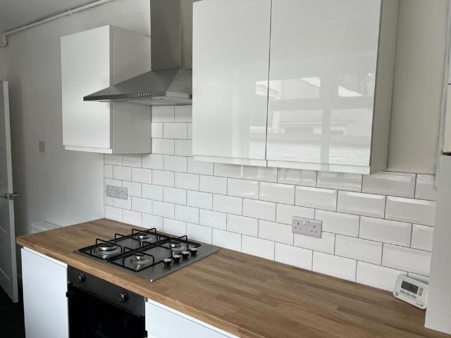 House for rent in Rhodes, Burnedge