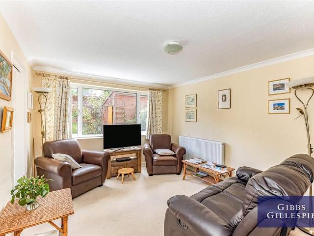 House for rent in London Borough of Hillingdon, Greater London