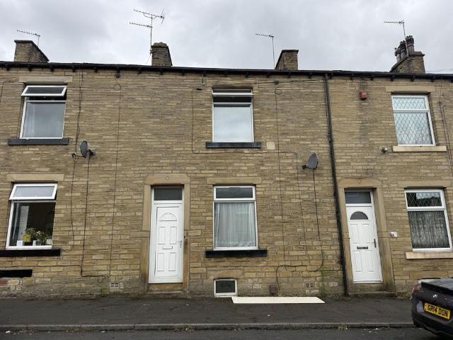 House for rent in Pellon, Halifax