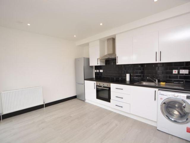 House for rent in Daws Hill, Cressex