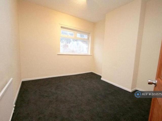 House for rent in Caldermill, East Midlands