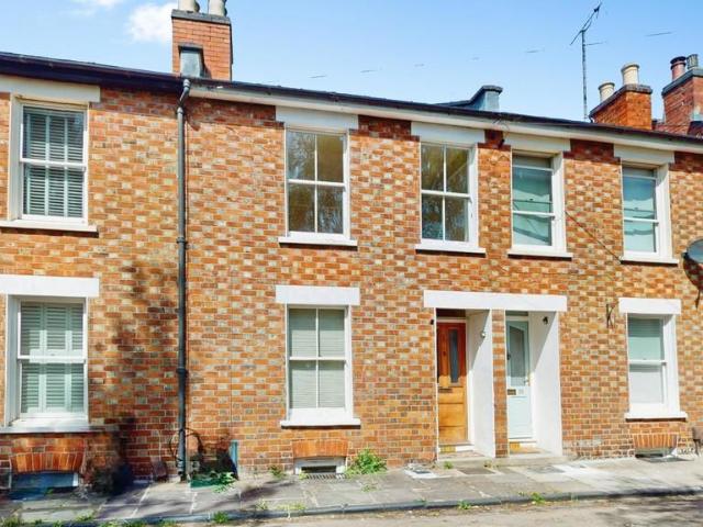 House for rent in Golden Valley, Gloucestershire