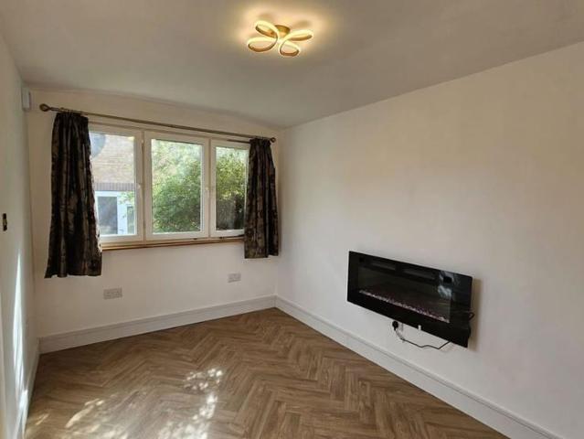House for rent in Far Bletchley, Milton Keynes