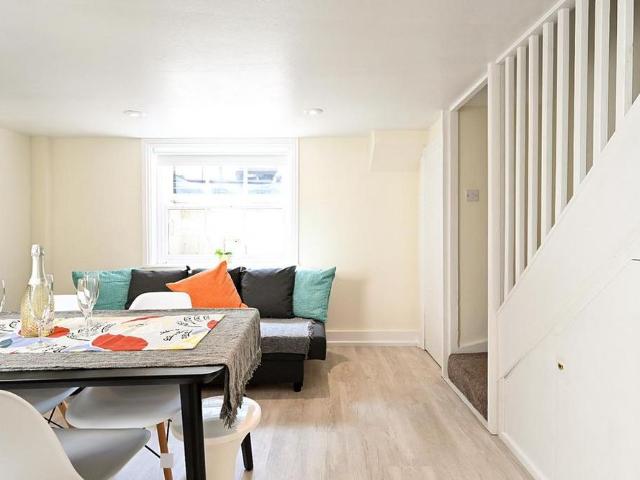 House for rent in Round Hill, Brighton & Hove