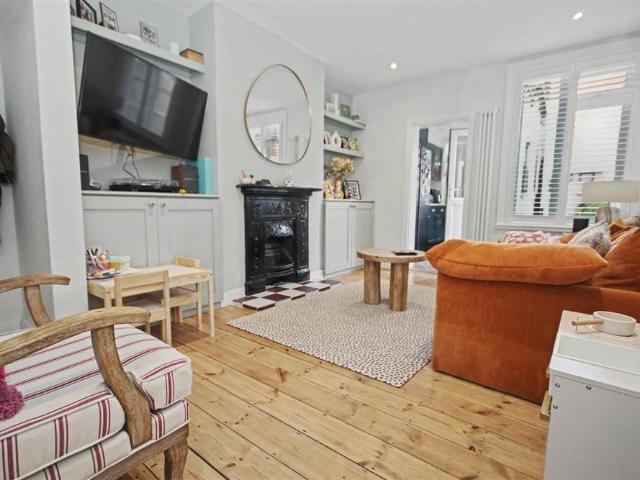 House for rent in Guildford Park, Westborough