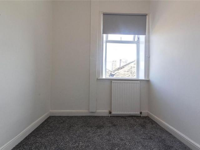 House for rent in Milnsbridge, West Yorkshire