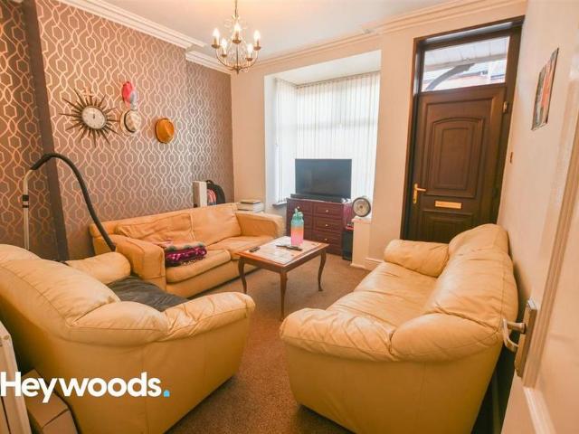 House for rent in Poolfields, Butterton