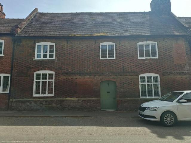 House for rent in Froggatt, East Midlands