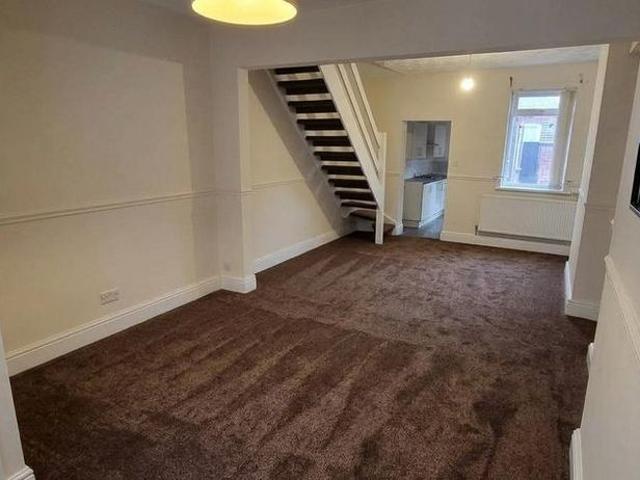 House for rent in Openshaw, Manchester