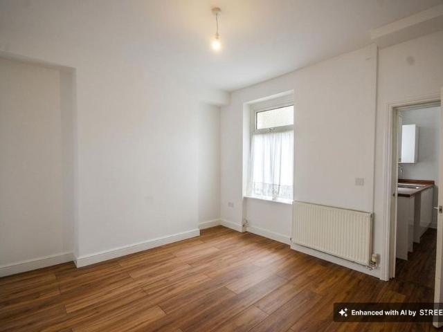 House for rent in Cimla, Neath