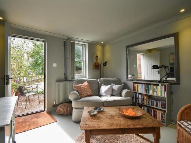 House for rent in West Hill, Guestling Green