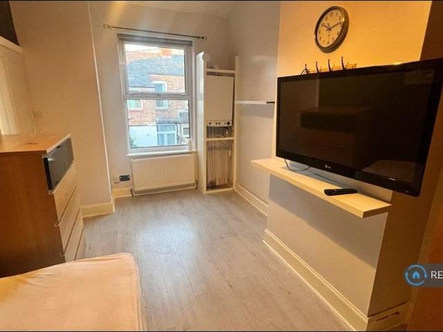 House for rent in Salford, Greater Manchester