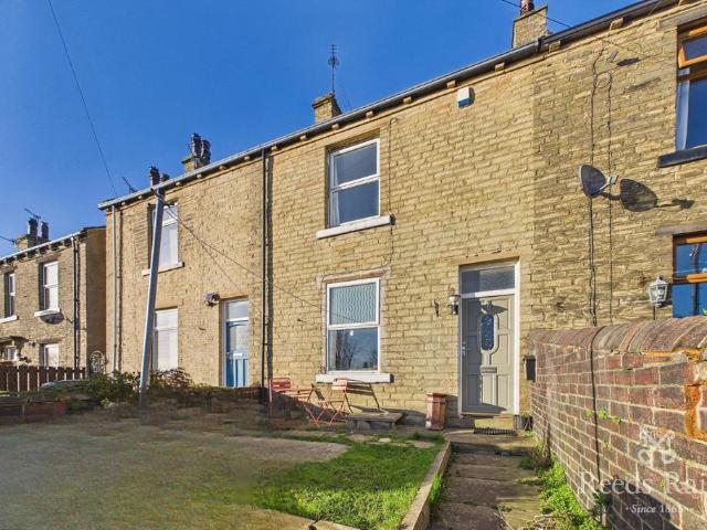 House for rent in Lower Wyke, West Yorkshire