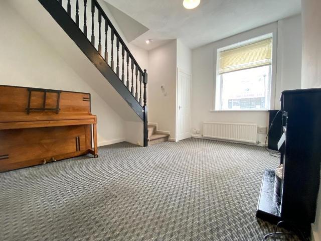 House for rent in Enfield, Backburn