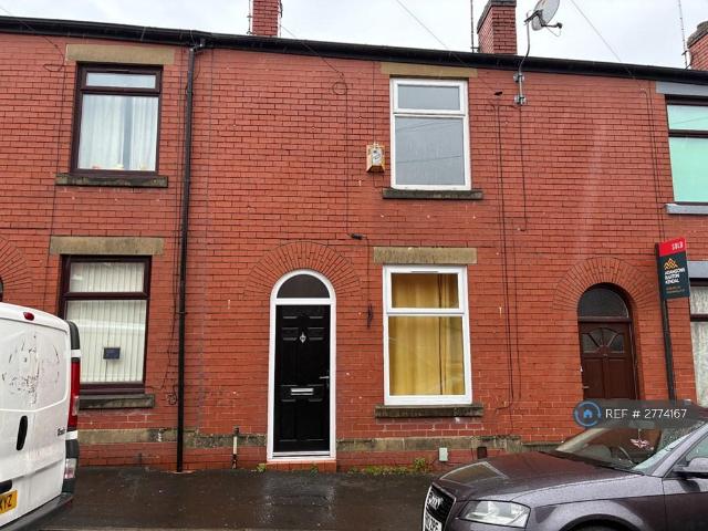 House for rent in Burnedge, Greater Manchester