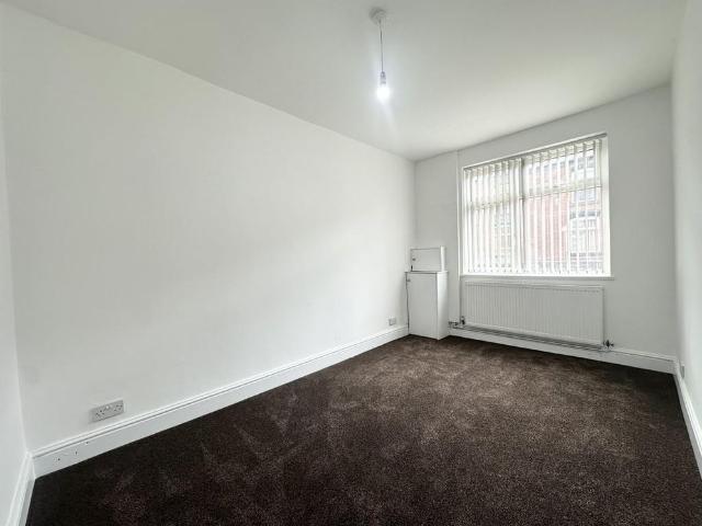 House for rent in Brownlow Fold, Lee Bank