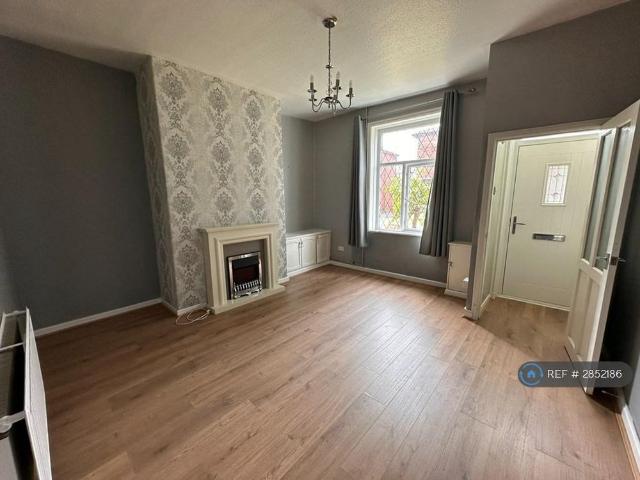 House for rent in Chesham, Bury
