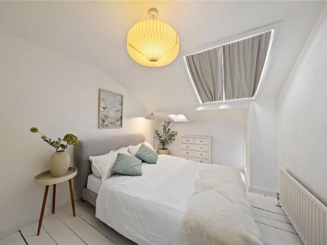 House for rent in St Margarets, Greater London