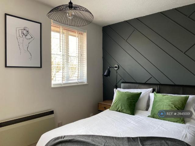 House for rent in Hampton, Greater London