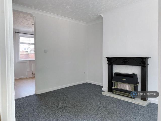 House for rent in Spotland Bridge, Burnedge
